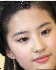 哪些女明星割过双眼皮,哪些女明星曾割过双眼皮？