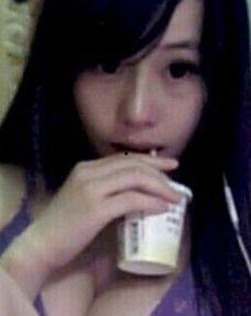 泰国女主播抖奶视频